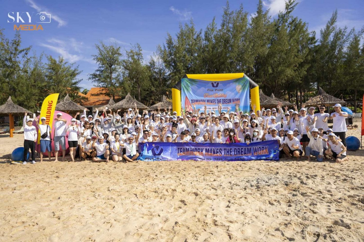 Dịch vụ quay phim Tour Team building Gala Dinner Phan Thiết Bình Thuận giá rẻ chất (2)