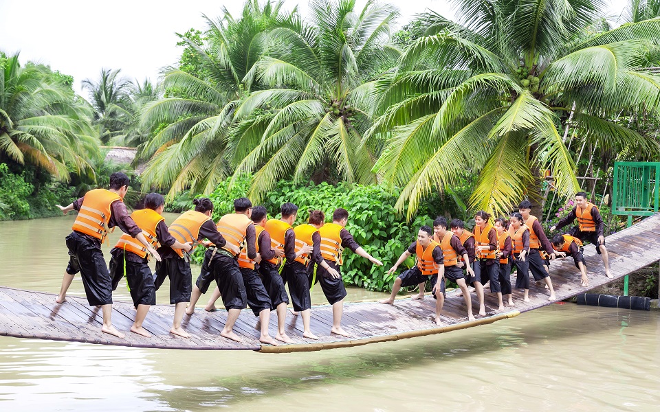 Kinh nghiệm Chụp Ảnh Tour Team building Gala Dinner Bến Tre giá rẻ chất lượng đẹp (5)