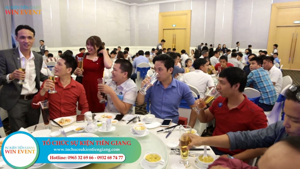 Sự kiện Tổ chức Chụp Ảnh Tour Team building Gala Dinner Mỹ Tho Tiền Giang giá rẻ chất (1)