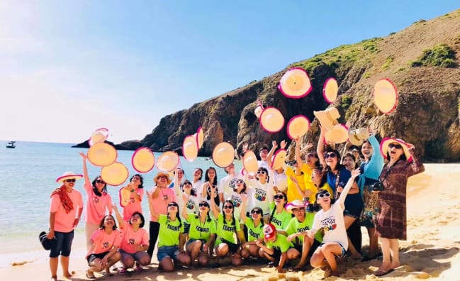 Tổ chức Chụp Ảnh Tour Team building Gala Dinner Thủ Dầu Một Bình Dương giá rẻ chất lượng (3)