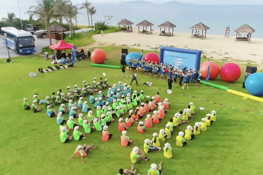 Khoảnh khắc Flycam Video Tour Team building Gala Dinner Vinh Nghệ An giá rẻ chất (1)